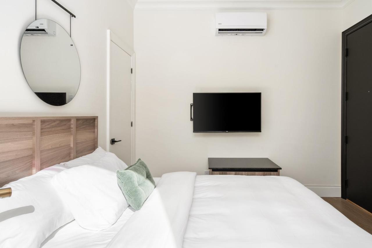 Opal Apartment Montreal Exterior photo