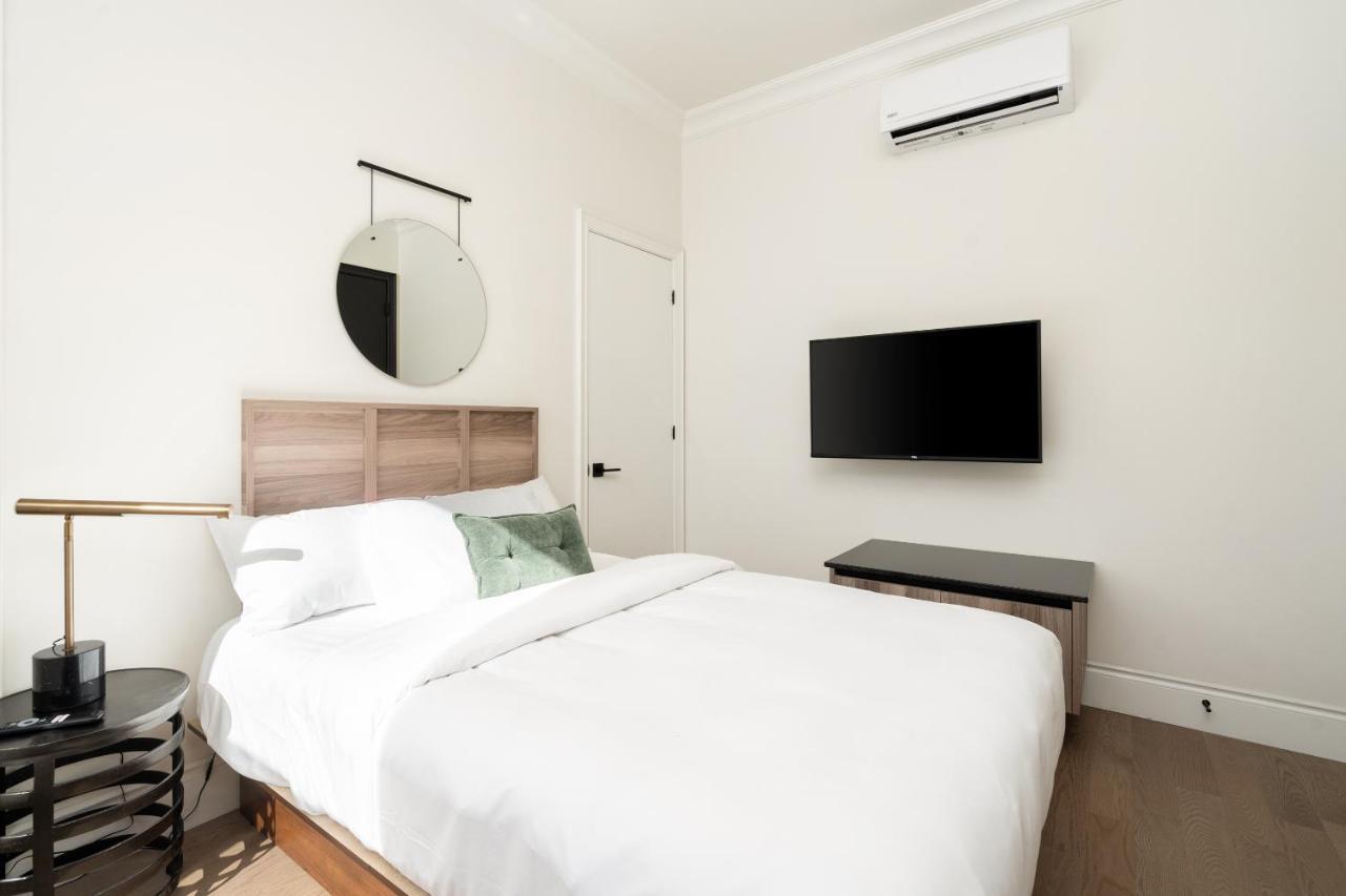 Opal Apartment Montreal Exterior photo